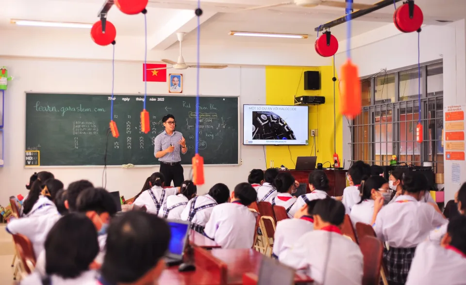 Sinh viên học tiếng Anh tại Cơ Sở Dạy Kèm Cô Ngọc